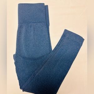 Women’s Athletic Leggings Light Blue